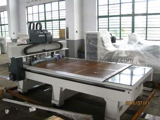 Podawanie prasa membranowa H200mm MX5826 Automatyczna maszyna do rzeźbienia w drewnie CNC